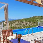 Villa Uzumlu Village 1 Bedroom With Private Heated Pool