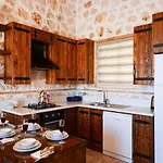Uzumlu Village 1 Bedroom With Private Heated Pool *
